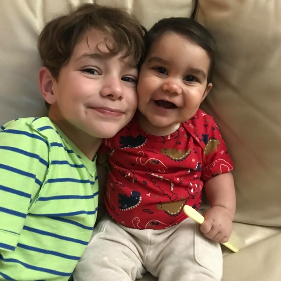 Meet your Posher, Danielle - Picture 1 of 1